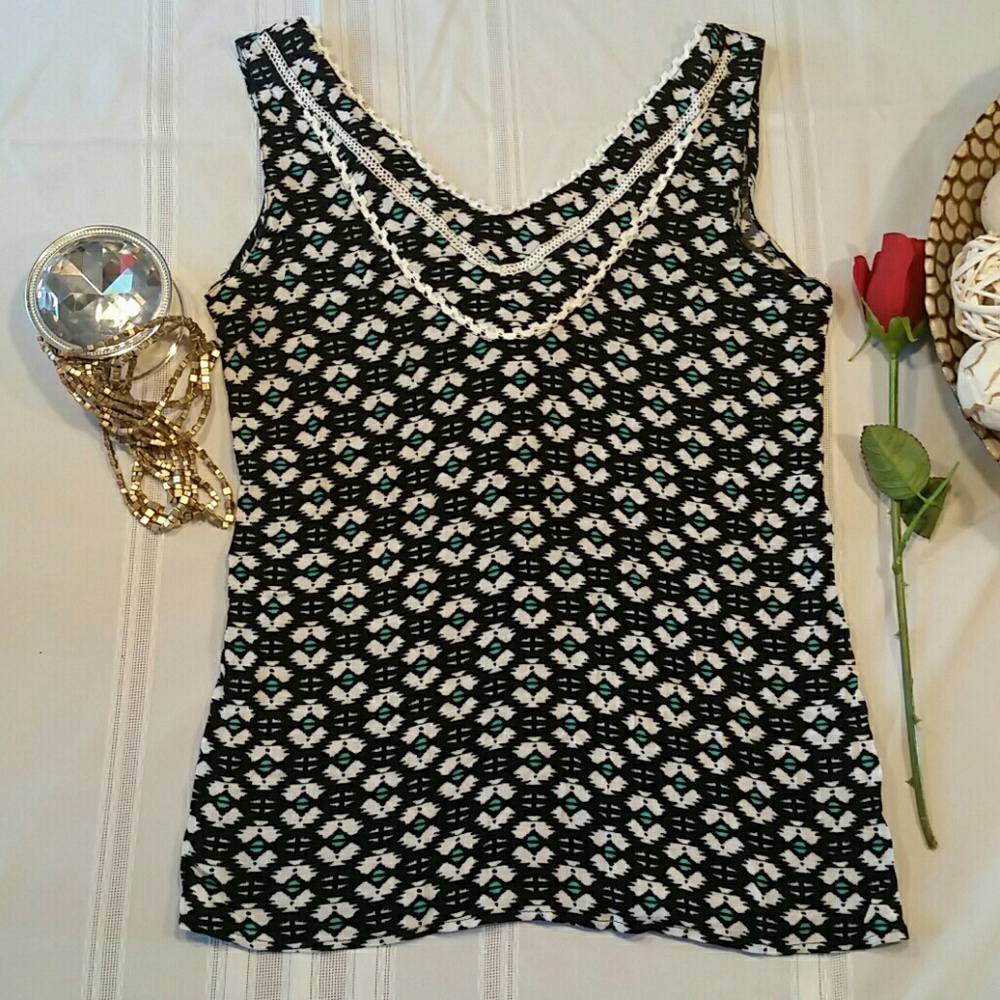 Moon and Sky tribal print top lace xs